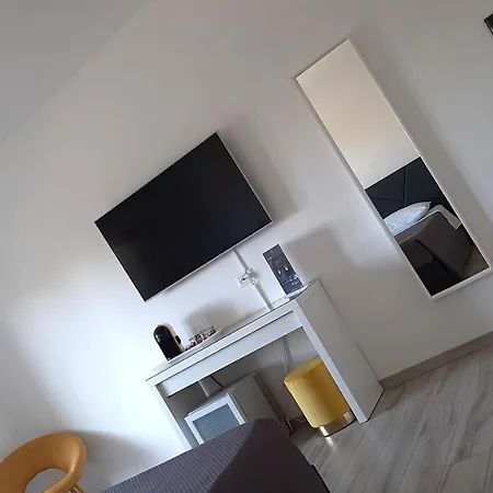 Maison Margherita Πανσιόν 3*